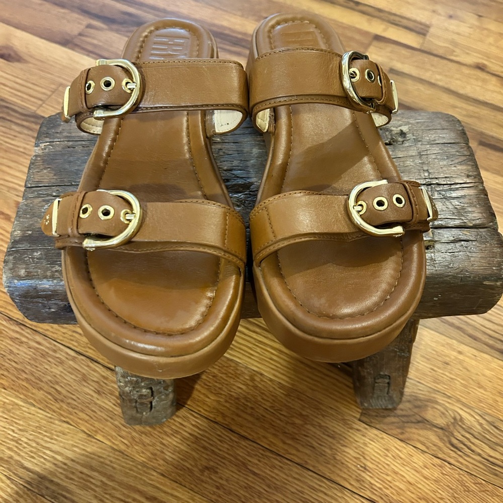 Frye Tan Leather Double-Buckle Slide Sandals